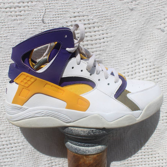 Nike Air Flight Huarache Lakers Size 9.5 705005-101 - Picture 2 of 10